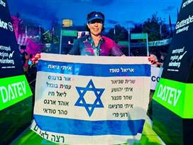 לימור גבע על קו הסיום בצ'אלנג' רות | צילום: פרטי