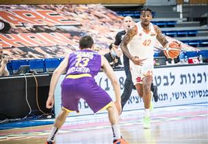 ואז אלכס המילטון השתלט על המשחק (עודד קרני)