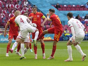 הדרקונים איימו יותר בפתיחה (getty)