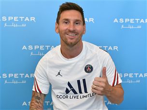 עידן חדש: היום הראשון של מסי בברצלונה