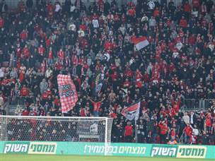 10,185 אוהדים היו היום בטרנר. רובם חזרו מרוצים הביתה (דני מרון)