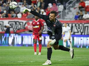 הוציא שני כדורים מהרשת. מרינוביץ' (דני מרון)