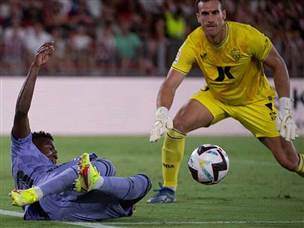 תצוגת שיא של פרננדו מרטינס מנעה לריאל למצוא את הרשת (GETTY)