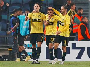 בית"ר עלתה על הלוח (צילום: אלן שיבר)