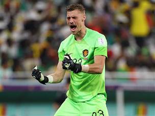 הולנד פתחה עם שלוש נקודות (getty)