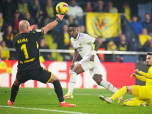 ויניסיוס והחברים לא היו מספיק מדויקים (Aitor Alcalde/Getty Images)