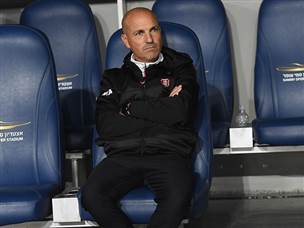 זיו אריה יירד מתוסכל (צילום: ברני ארדוב)