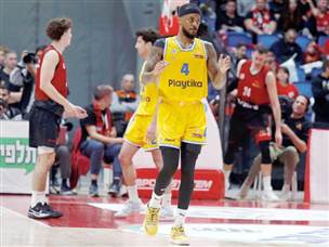 עוד ערב טוב שלו. בראון (אלן שיבר)