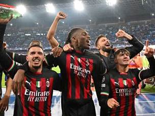 והם עם הפנים לחצי הגמר (GETTY)