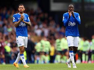 אברטון תמשיך להאבק על חייה בליגה (Michael Regan/Getty Images)