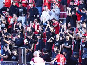 ולא מעט קהל ביציעים (צילום: דני מרון)