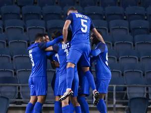 הם היו הראשונים לחגוג. שחקני אשדוד (דני מרון)