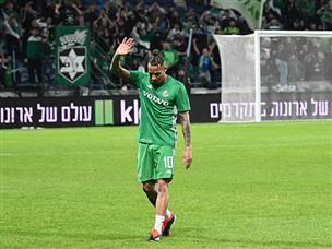 וגם לפני השריקה (צילום: ברני ארדוב)