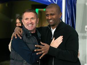 בהתחלה שניהם חייכו. דגו וקין (אלן שיבר)