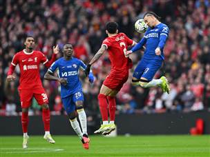 אחרי משחק בו שתי הקבוצות התקשו למצוא את הרשת (Mike Hewitt/Getty Images)