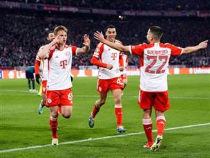 הבווארים חגגו העפלה לחצי הגמר (GETTY)