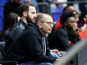 צופים מהצד (אלן שיבר)