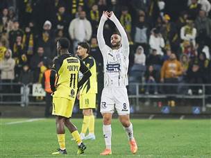 סער פדידה חגג עם צמד (צילום: קובי אליהו)