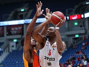 ואוסטין ווילי סגר את הסיפור (לירן מולדובן)