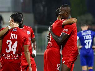 בדרך אל החצי (דני מרון)