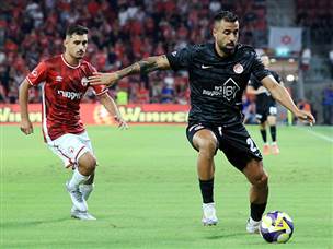 הפועל ת“א היתה עדיפה בהגנה (צילום: אלן שיבר)