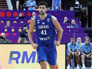 גם תומר גינת היה ענק במאני-טיים (צילום: אלן שיבר)