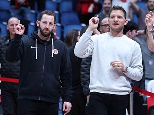 אדלסון רושם עוד ניצחון מפואר (צילום: אלן שיבר)