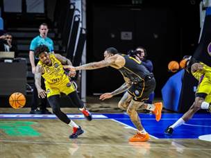 יריבה ברמה אחרת (FIBA)