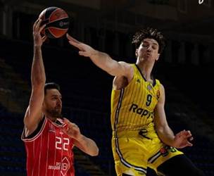 הפועל הייתה גדולה הערב על מכבי (Getty)