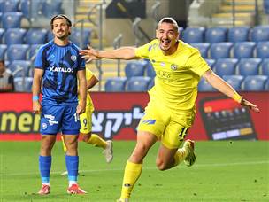 הסתבכה: הרצליה הפסידה 0:1 למכבי פ"ת, חזן הכריע
