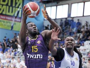 סאנגו הוביל את הסגולים בהתמדדות עם 17 נקודות (קרדיט: אלן שיבר)