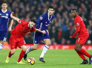 ללאנה ואלונסו נאבקים. חלוקת נקודות באנפילד (Getty)