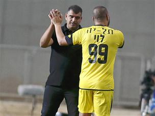 לוי ענה למבקרים (אלן שיבר)