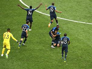 שריקת הסיום שלחה מדינה שלמה לרחובות. אילו חגיגות יהיו הלילה בצרפת (getty)