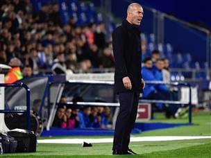 זידאן. עוד ערב מאכזב של הקבוצה שלו (Getty Images)
