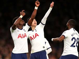 חגיגות של התרנגולים (getty)