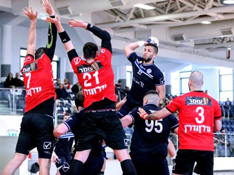 המשחק בין ב"ש להפועל ראשל"צ (צילום: הדר ואן קולא, איגוד הכדוריד)