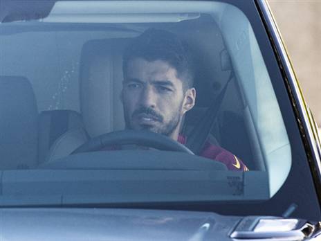 סוארס. מי ימצמץ ראשון? (Getty)