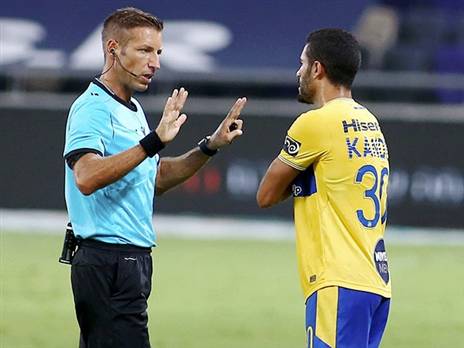 קנדיל. חוסר סנכרון בהגנה (אלן שיבר)