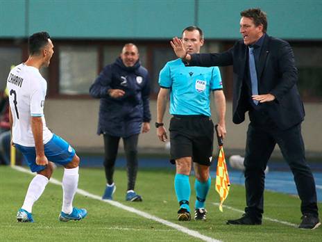 עם הרצוג. הפרק המוצלח יותר במדים הלאומיים (אלן שיבר)