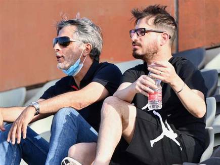 "התקרית מתוארת בצורה מוגזמת. מכבד את חוגג ואוחנה" (אלן שיבר)