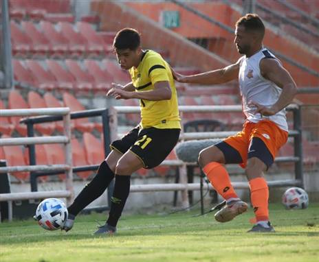 אוקמפוס. הראה ניצוצות (בית"ר ירושלים)