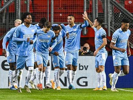 זה דווקא התחיל טוב עבור זהבי והחברים (Getty)