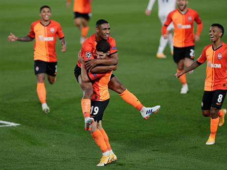 הילדים של בוטו פרעו שטרות מול ריאל (GETTY)