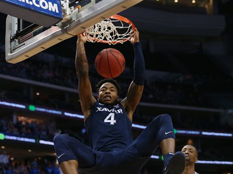 ג'ונס. ילבש אדום (Getty)