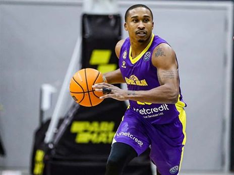 הסגולים הבטיחו את המקום הראשון בבית (פיב"א)