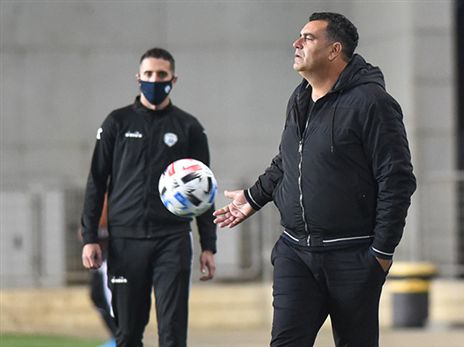 קורצקי מרוצה. חדרה תצליח לשרוד? (עודד קרני)