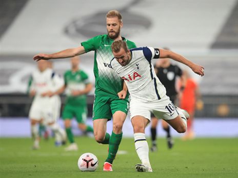 פלאניץ' מול קיין. ההתחלה לא הייתה קלה (Getty)