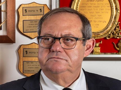 עו"ד משה גלעד