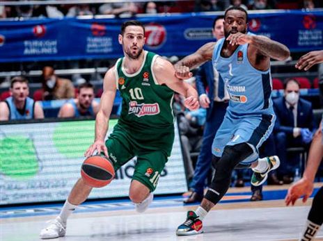 פאפאפטרו. מאבק חם (GETTY)